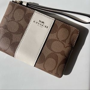 Coach Wallet/Phone Pouch Brand New With Tags Included